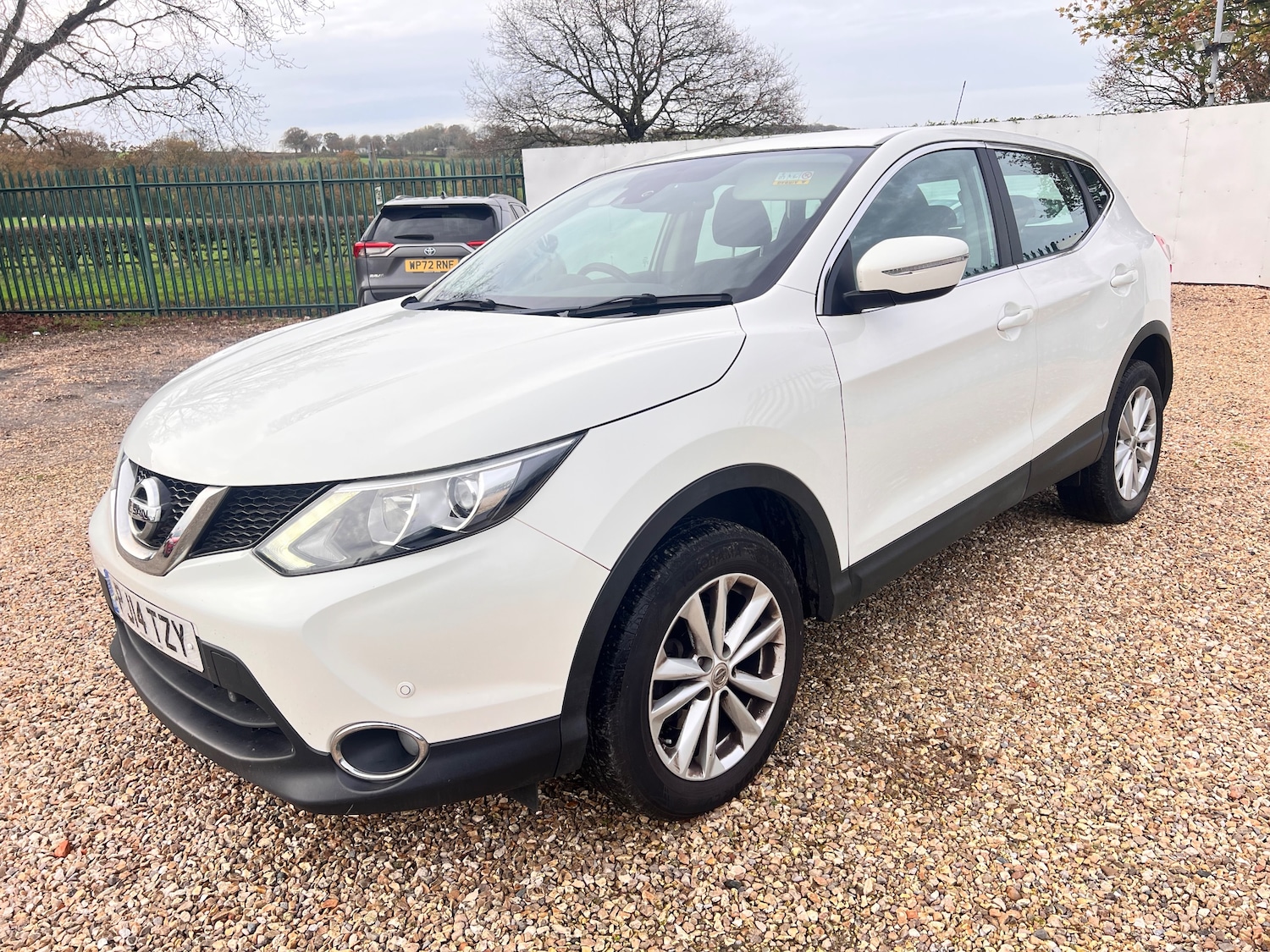 Used Nissan Qashqai 2014 for sale - 76569307: Photo 4
