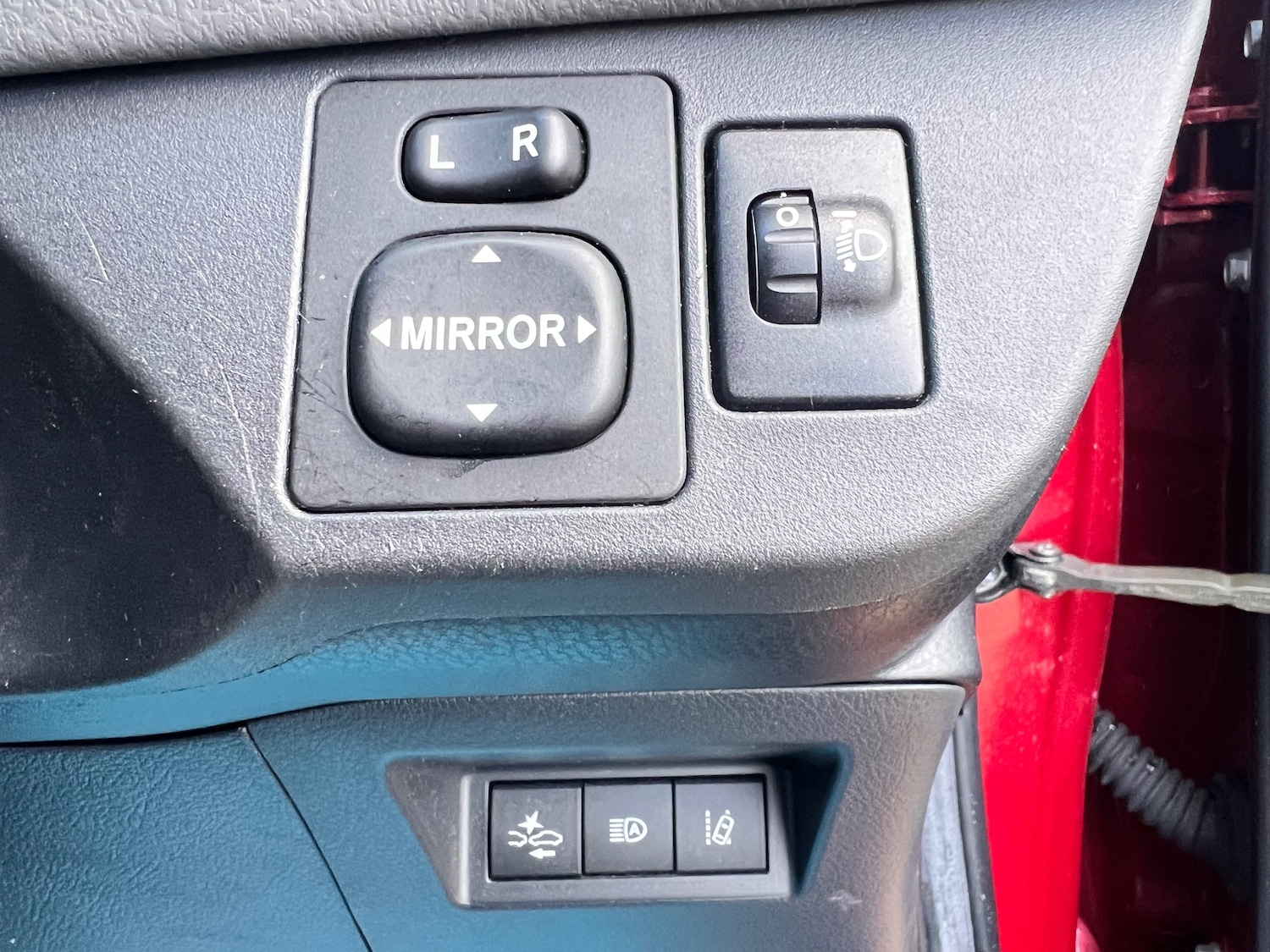 Used Toyota Yaris 2020 for sale - 76783325: Photo 25