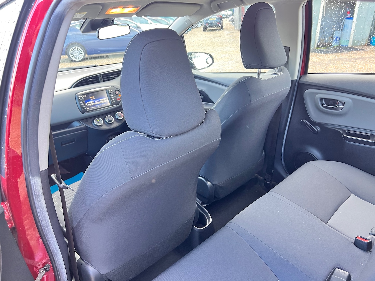 Used Toyota Yaris 2020 for sale - 76783325: Photo 30