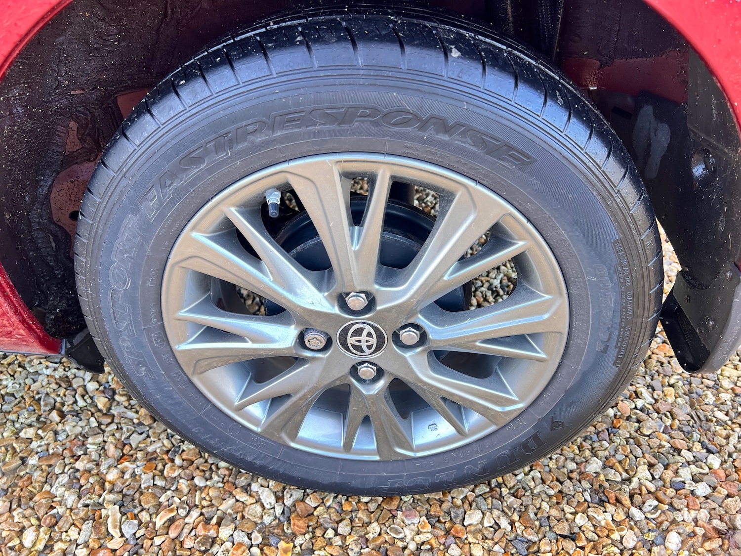 Used Toyota Yaris 2020 for sale - 76783325: Photo 34