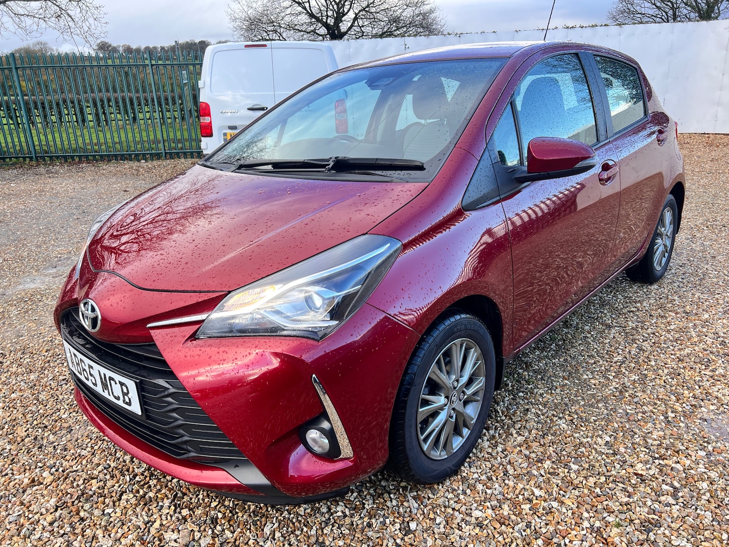 Used Toyota Yaris 2020 for sale - 76783325: Photo 4