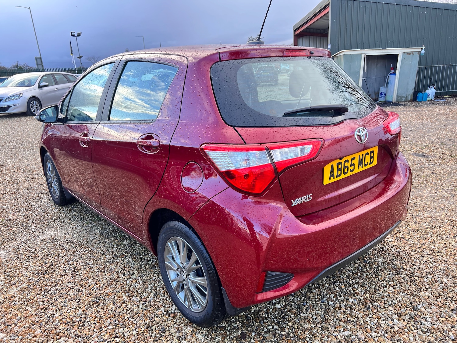 Used Toyota Yaris 2020 for sale - 76783325: Photo 6