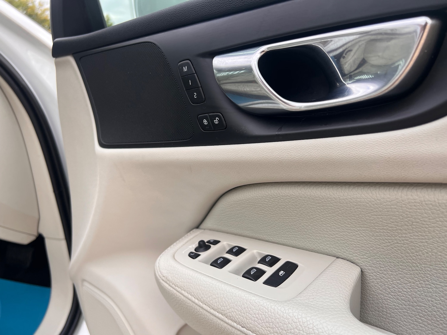 Used Volvo V60 2020 for sale - 76404860: Photo 20