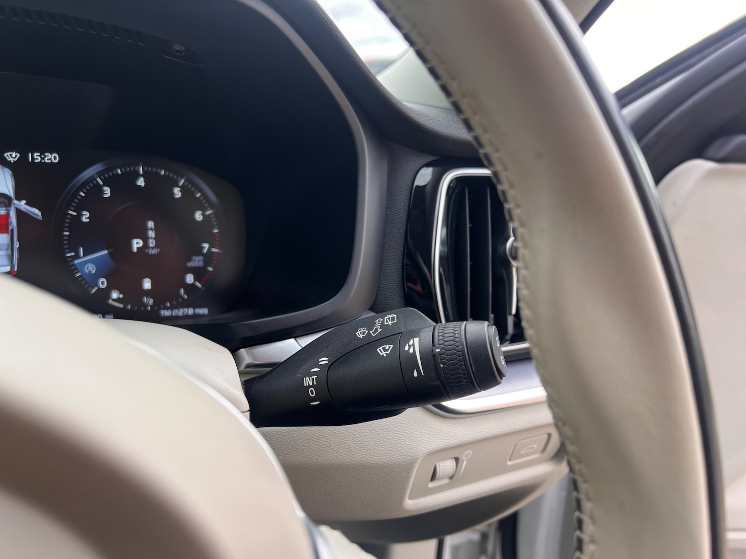 Used Volvo V60 2020 for sale - 76404860: Photo 23