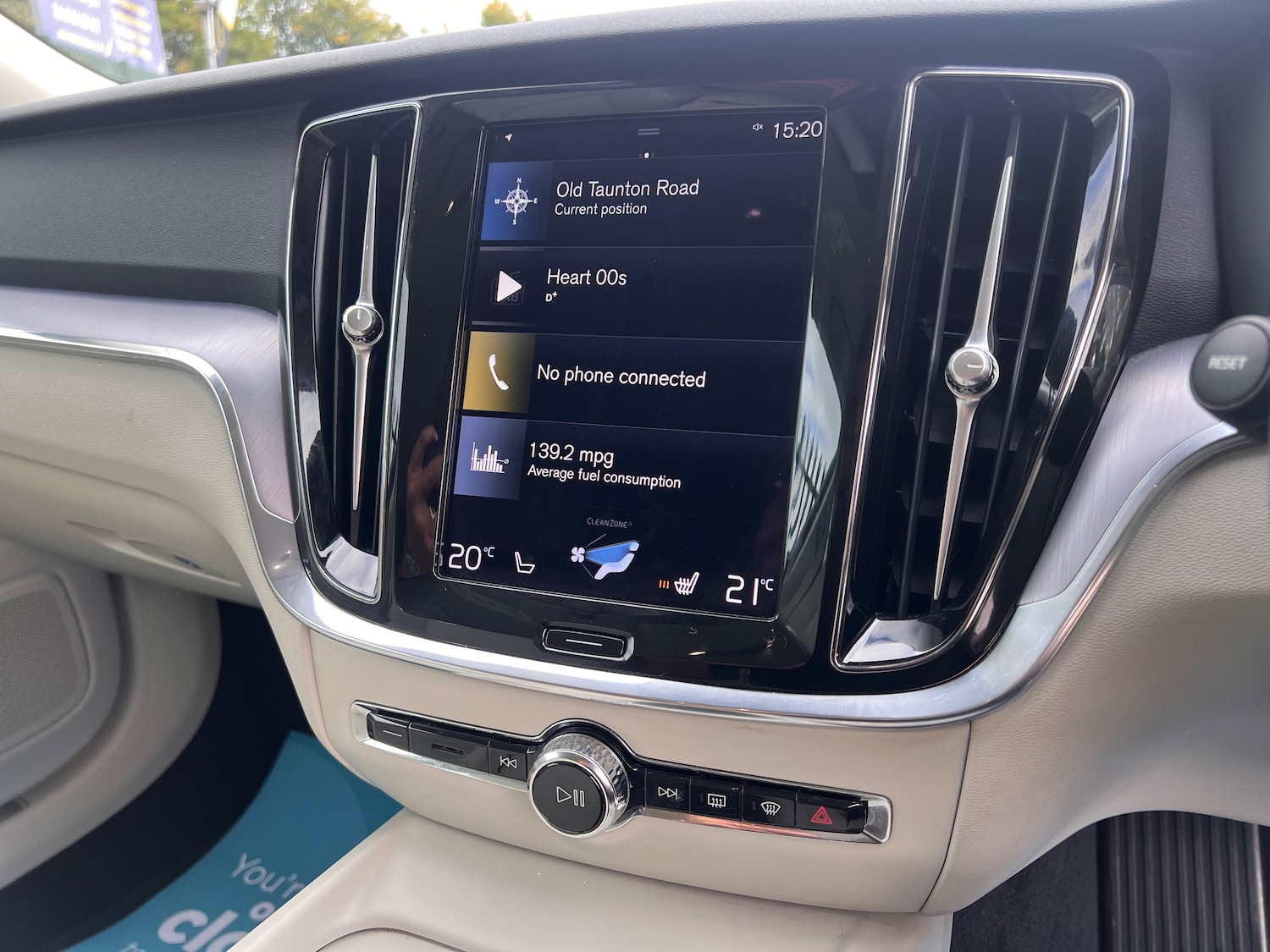 Used Volvo V60 2020 for sale - 76404860: Photo 25