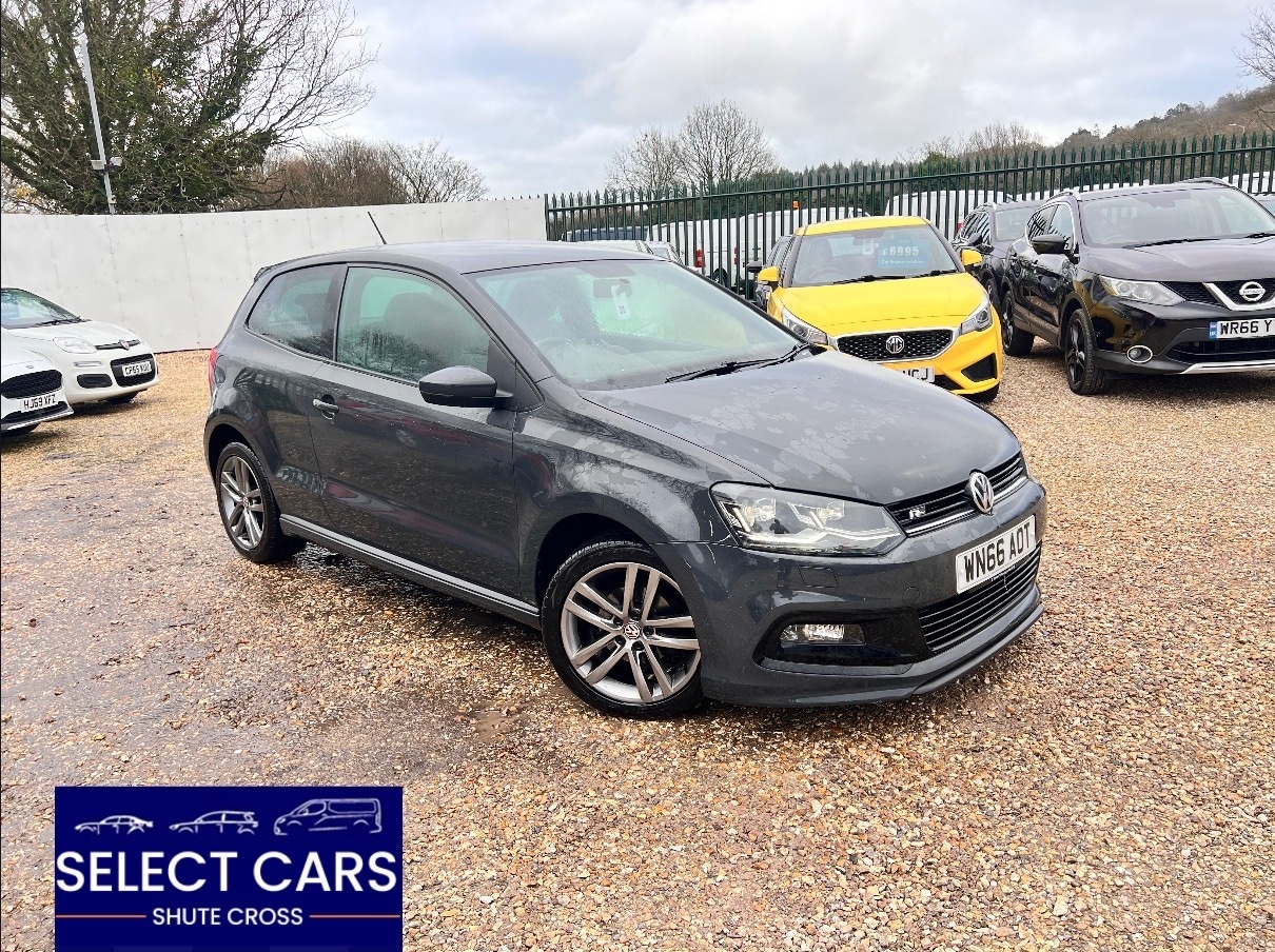 Used Volkswagen Polo 2016 for sale - 76896431: Photo 1