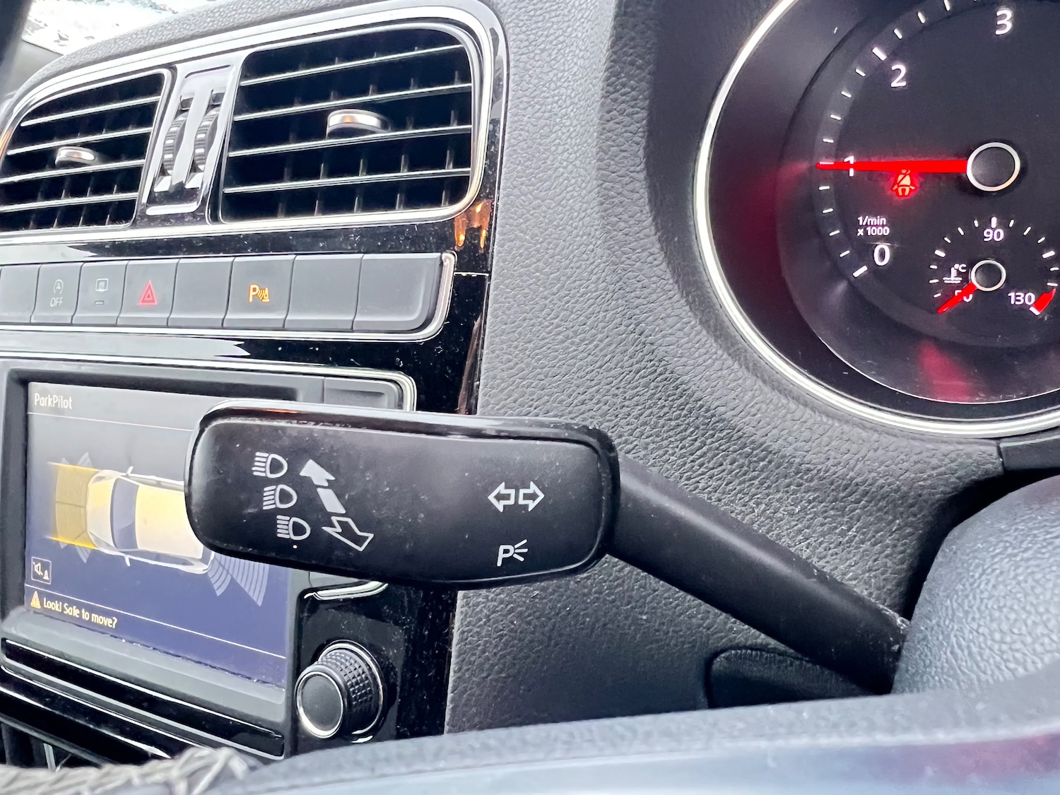 Used Volkswagen Polo 2016 for sale - 76896431: Photo 26