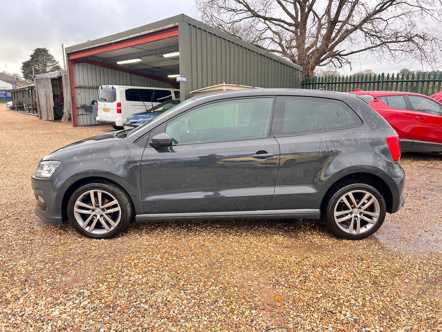 Used Volkswagen Polo 2016 for sale - 76896431: Photo 5