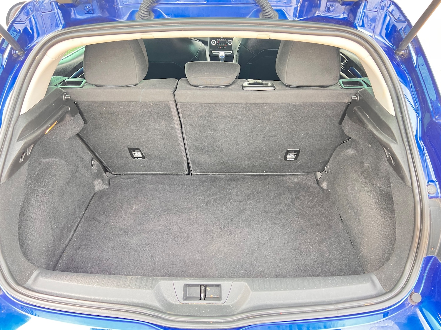 Used Renault Megane 2018 for sale - 77654120: Photo 10