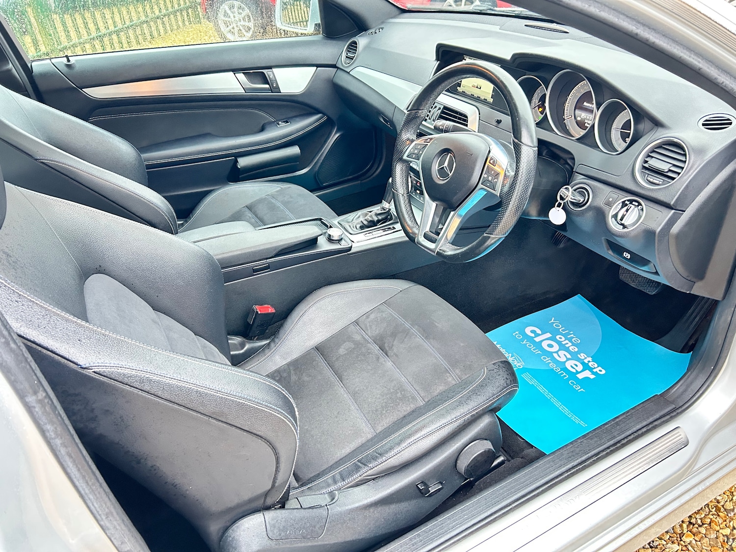 Used Mercedes-Benz C Class 2015 for sale - 76972974: Photo 13