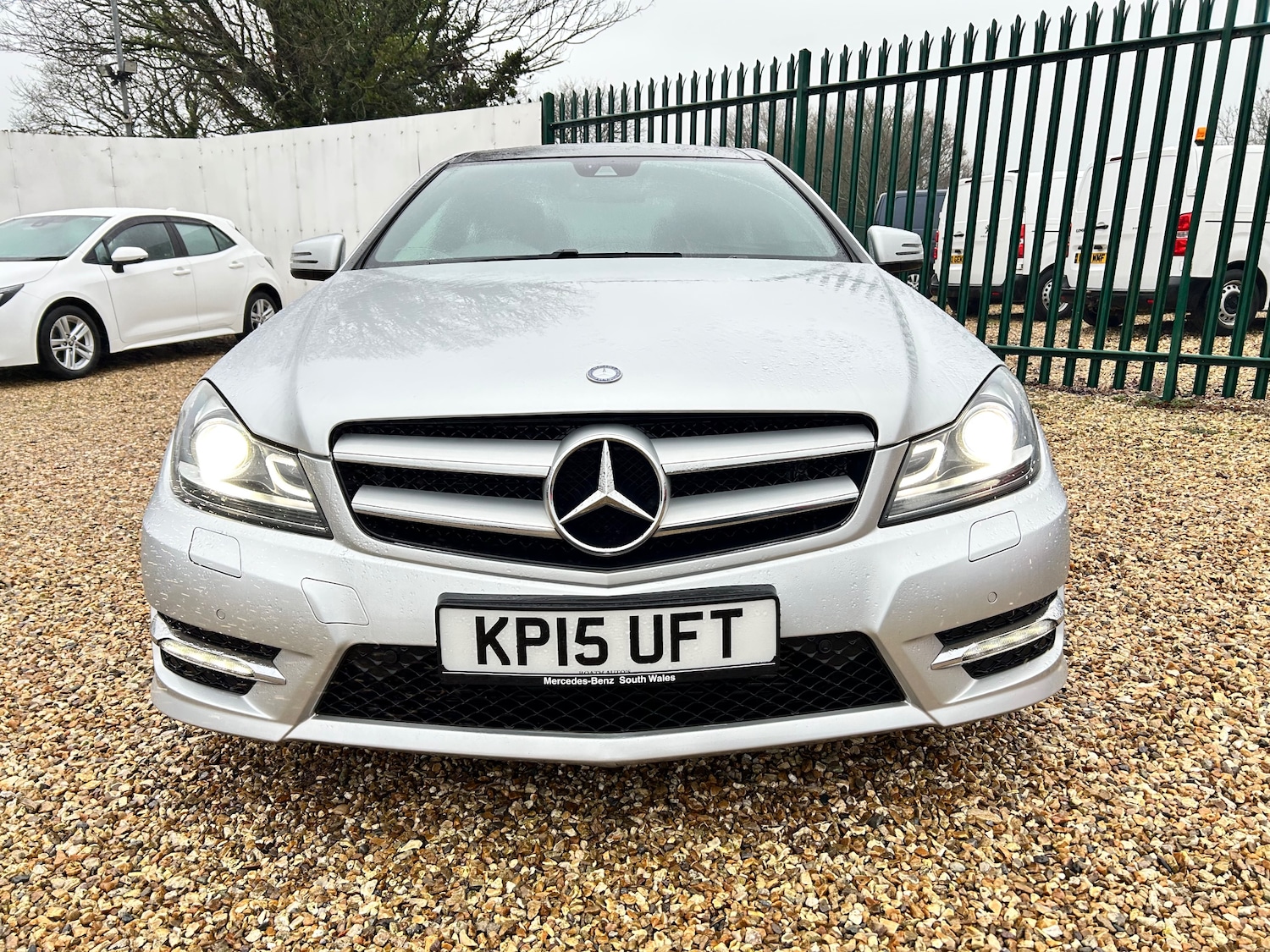 Used Mercedes-Benz C Class 2015 for sale - 76972974: Photo 3