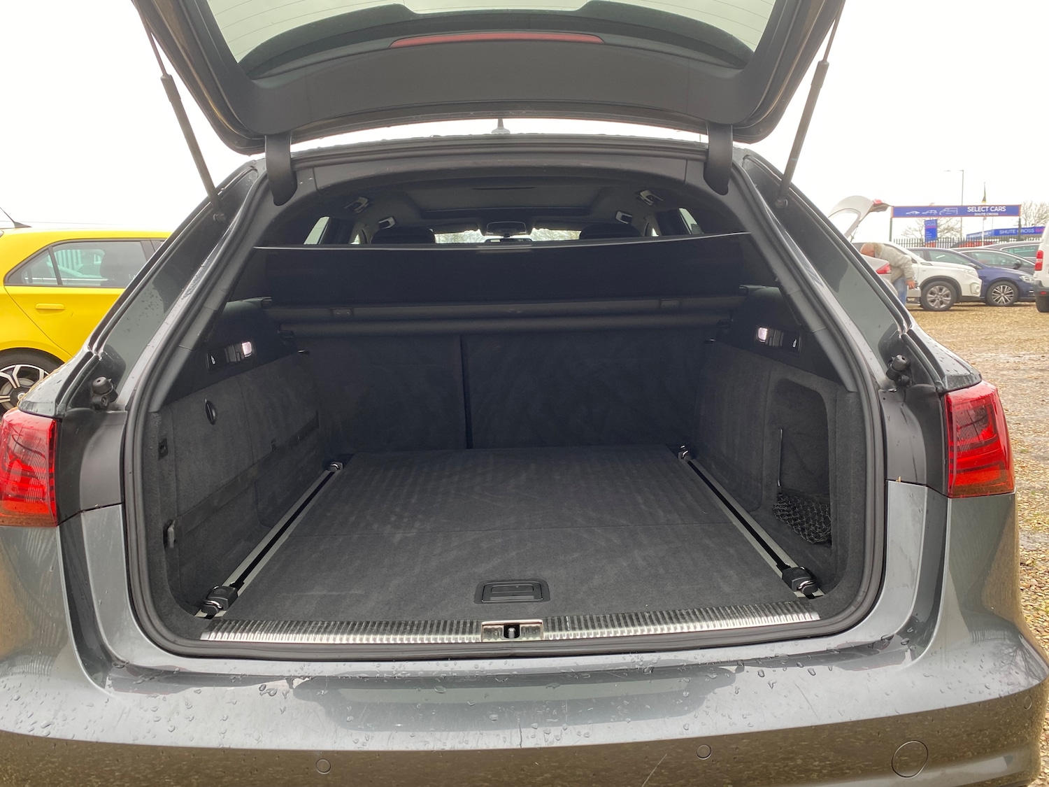 Used Audi A6 Avant 2018 for sale - 76711968: Photo 11