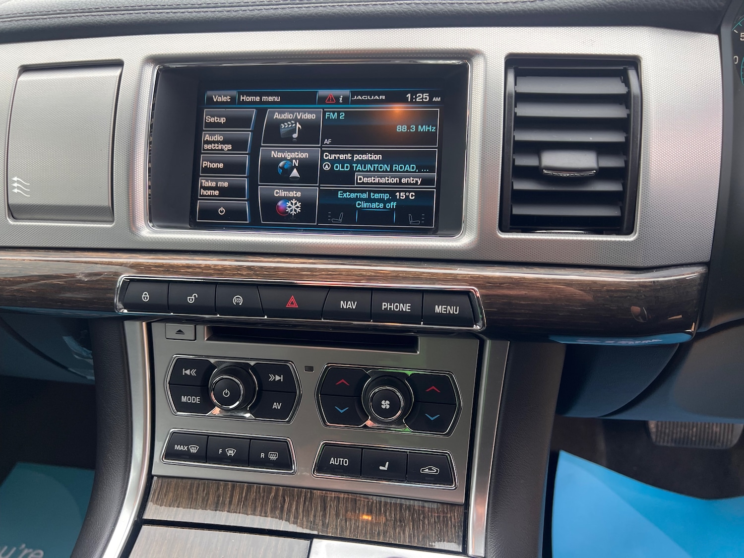 Used Jaguar XF 2015 for sale - 76490917: Photo 20