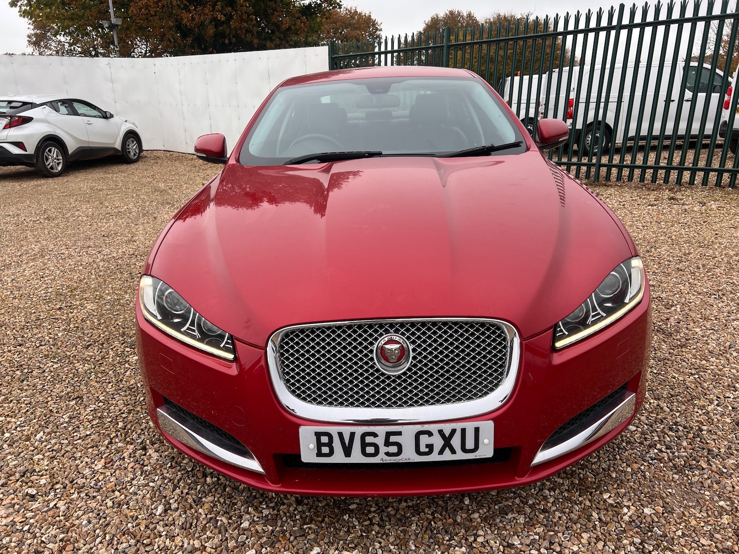 Used Jaguar XF 2015 for sale - 76490917: Photo 3