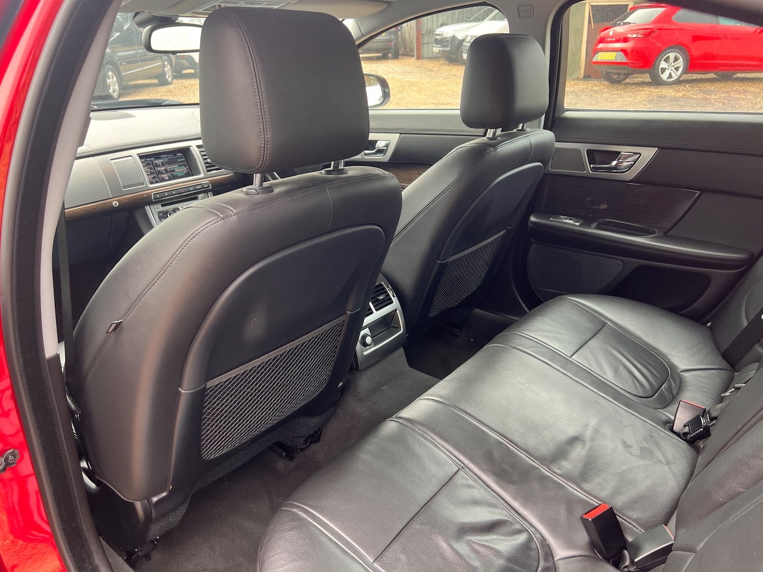 Used Jaguar XF 2015 for sale - 76490917: Photo 30