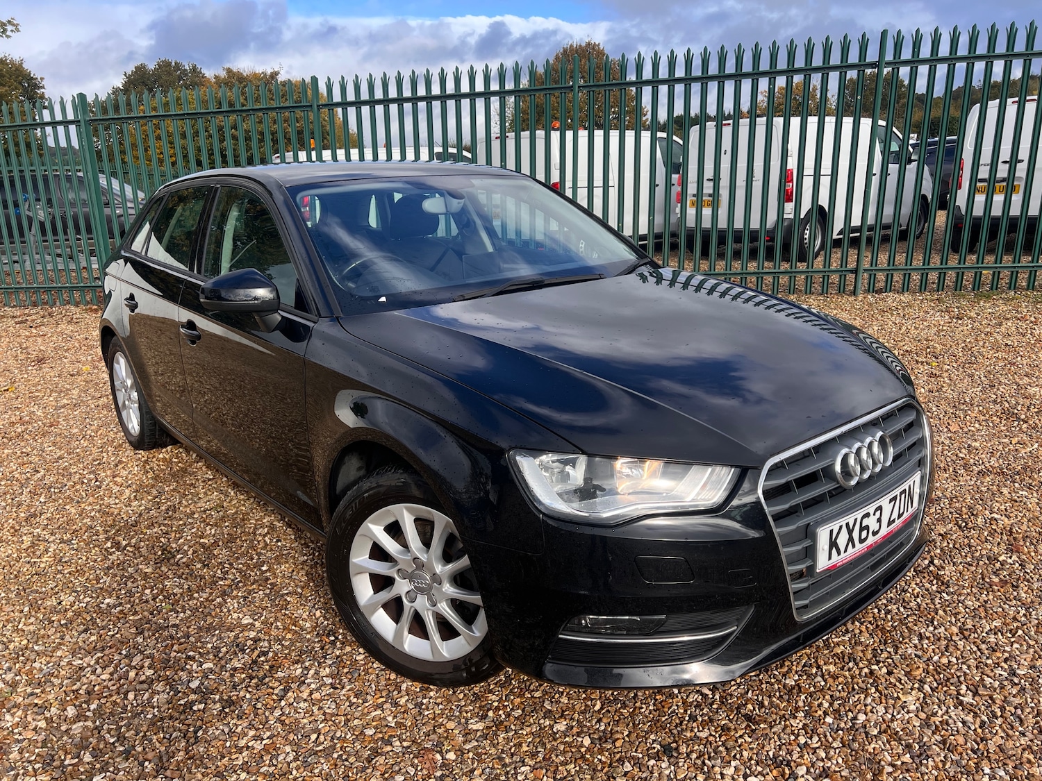 Used Audi A3 2013 for sale - 76404875: Photo 2