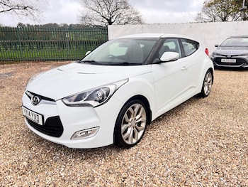 Used Hyundai Veloster 2014 for sale - 76590676: Photo