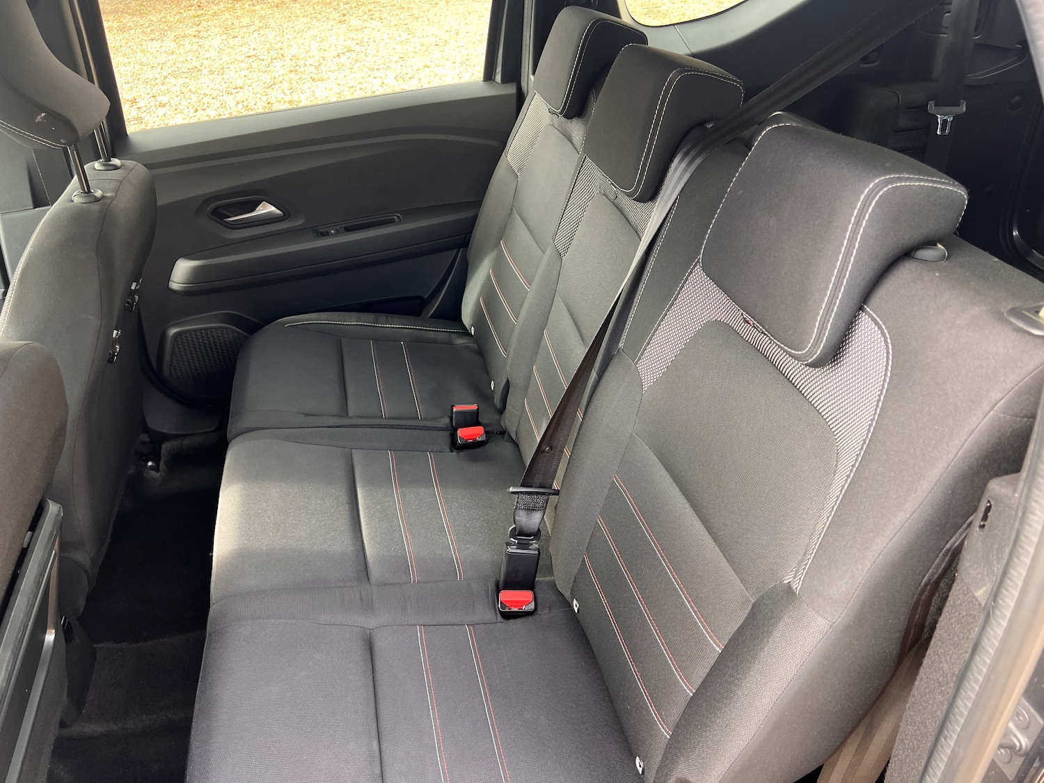 Used Dacia Jogger 2023 for sale - 76404851: Photo 30