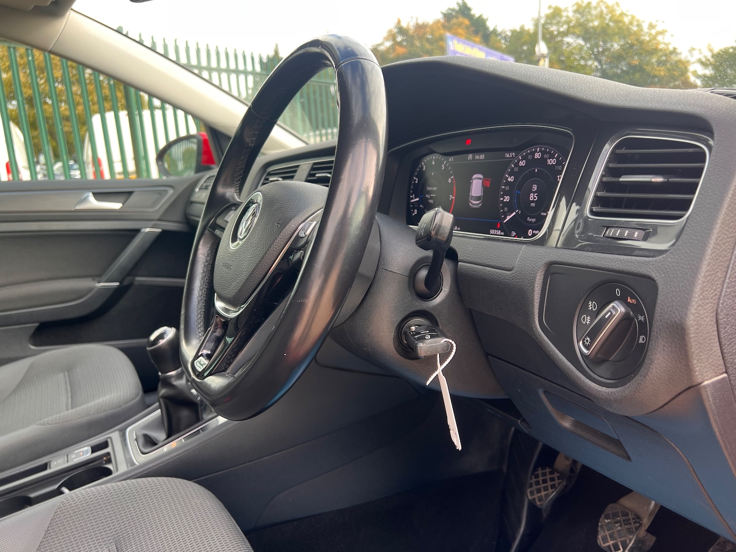 Used Volkswagen Golf 2019 for sale - 76404854: Photo 14