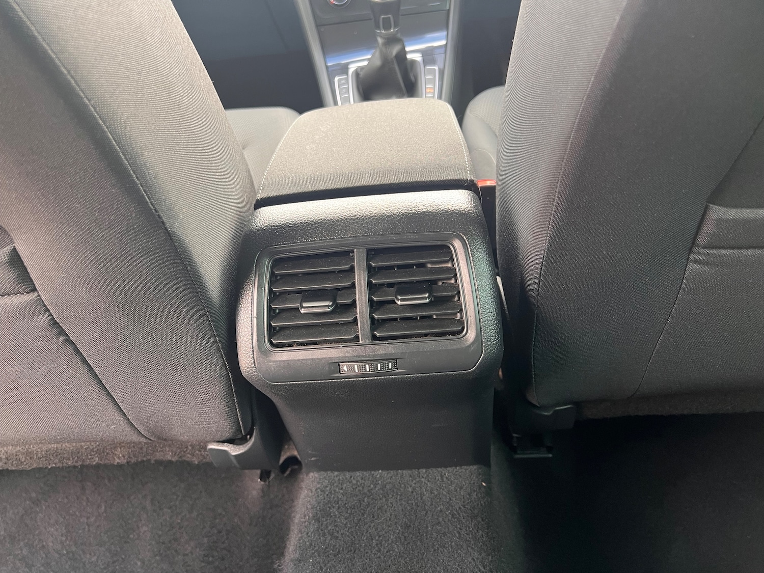 Used Volkswagen Golf 2019 for sale - 76404854: Photo 23