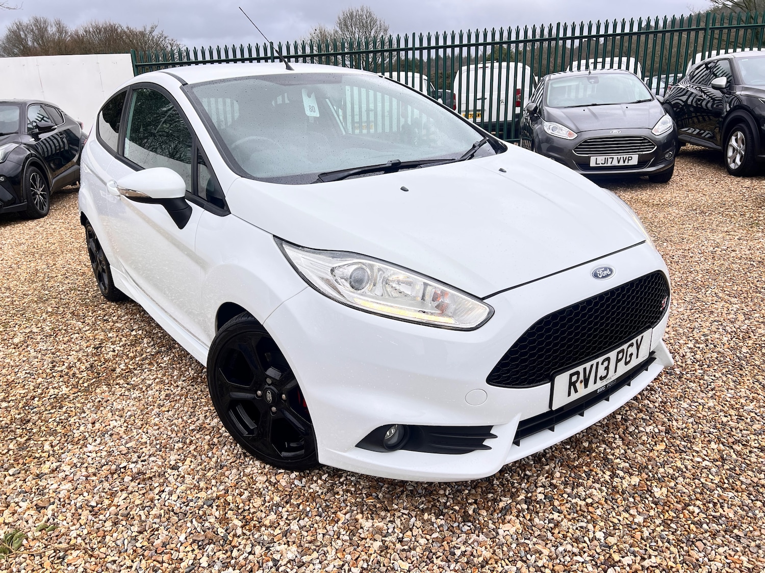 Used Ford Fiesta 2013 for sale - 77297241: Photo 2