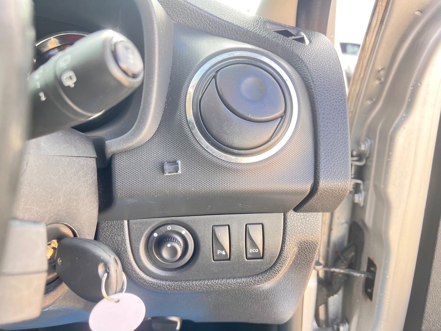 Used Dacia Sandero Stepway 2016 for sale - 77654119: Photo 14