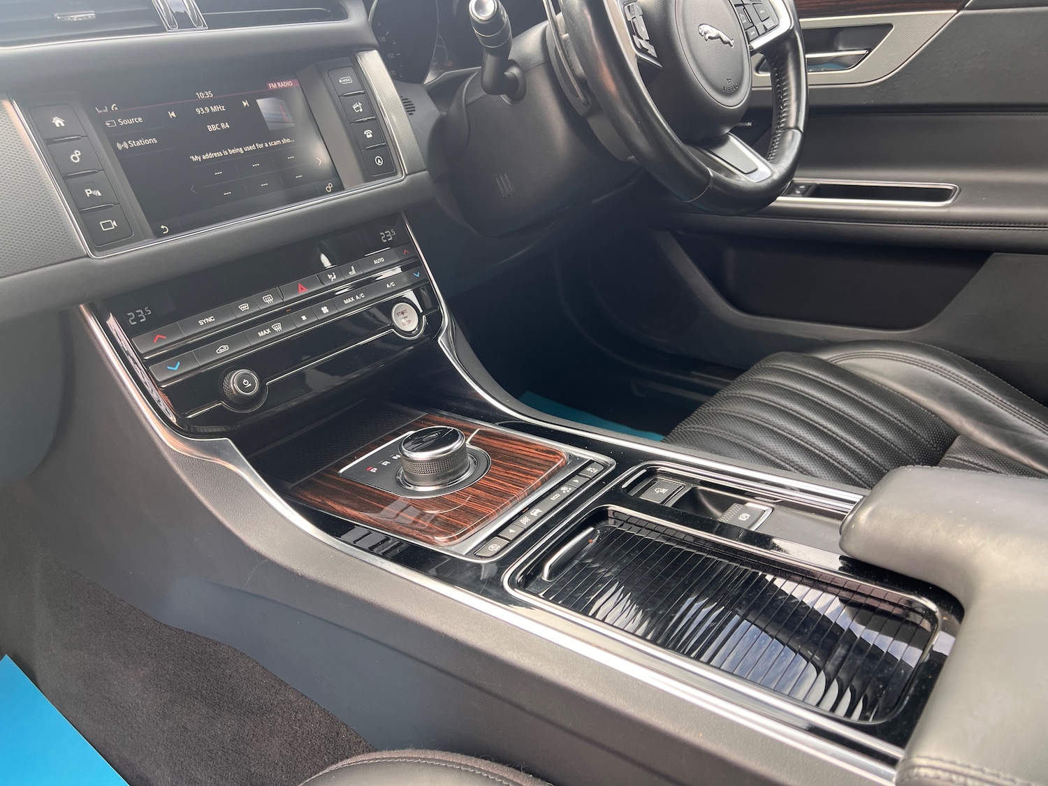 Used Jaguar XF 2018 for sale - 77520101: Photo 31