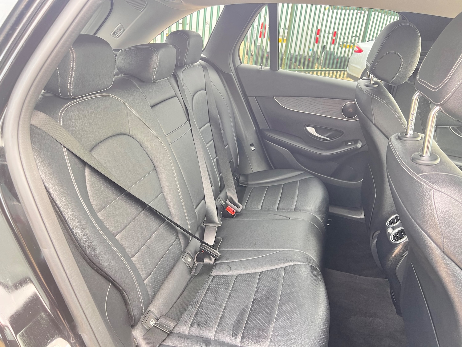 Used Mercedes-Benz GLC 2018 for sale - 77650453: Photo 26