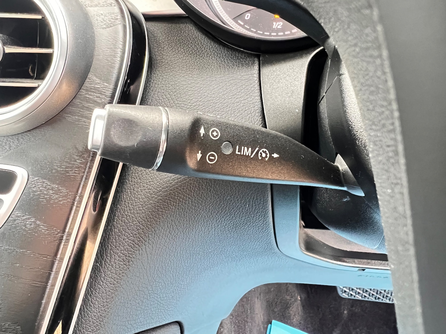 Used Mercedes-Benz GLC 2018 for sale - 77650453: Photo 28