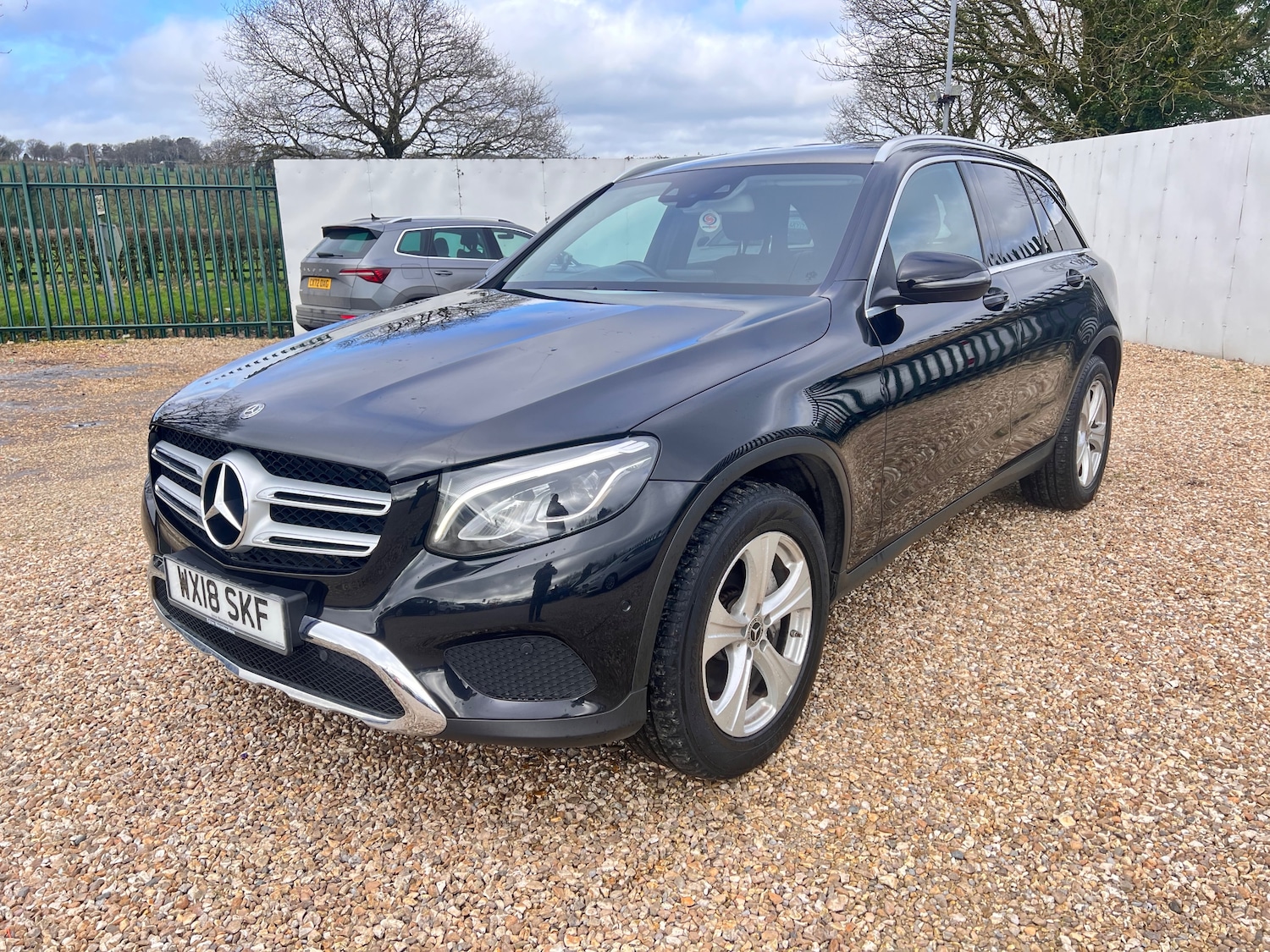 Used Mercedes-Benz GLC 2018 for sale - 77650453: Photo 4