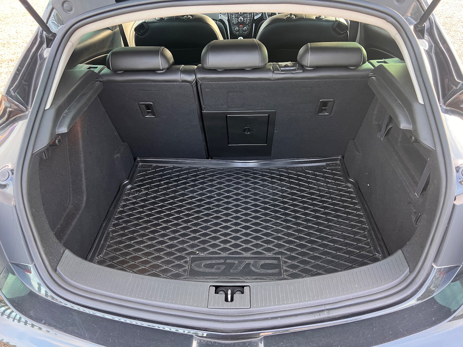 Used Vauxhall Astra GTC 2016 for sale - 76404874: Photo 10