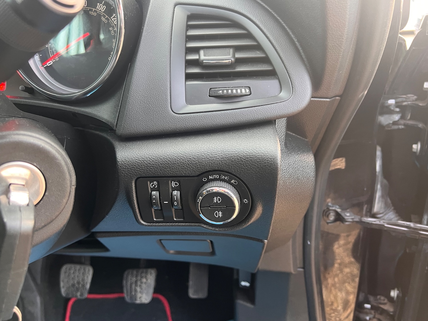 Used Vauxhall Astra GTC 2016 for sale - 76404874: Photo 21