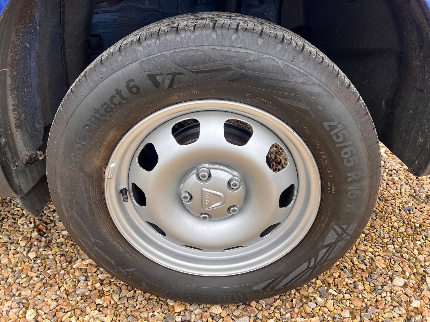 Used Dacia Duster 2021 for sale - 76542252: Photo 31