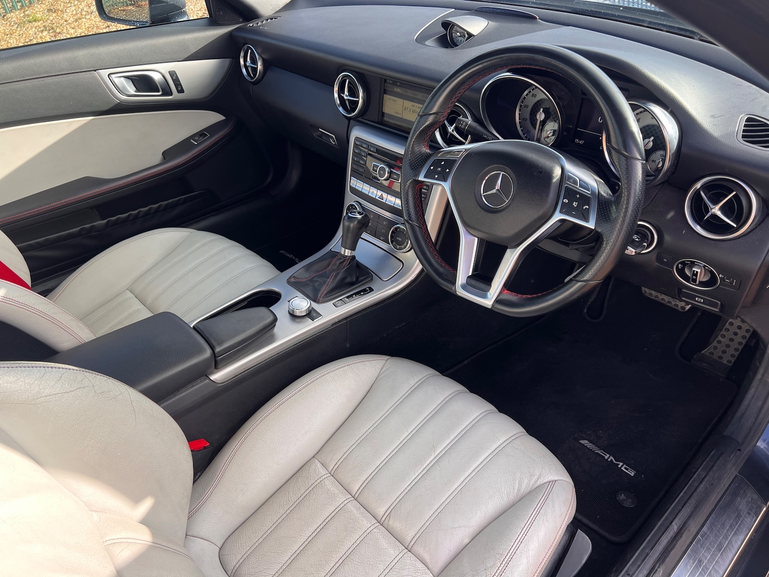 Used Mercedes-Benz SLK 2011 for sale - 76404871: Photo 13