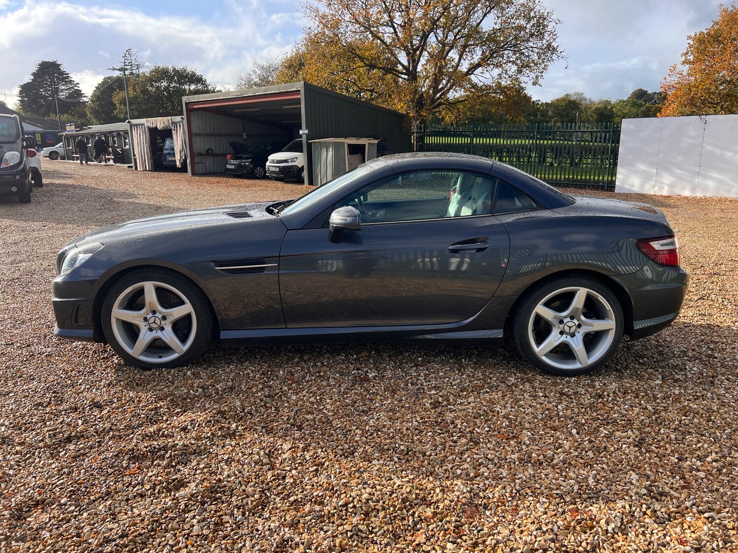 Used Mercedes-Benz SLK 2011 for sale - 76404871: Photo 5