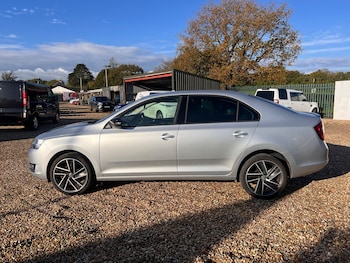Used Skoda Rapid 2018 for sale - 76404878: Photo
