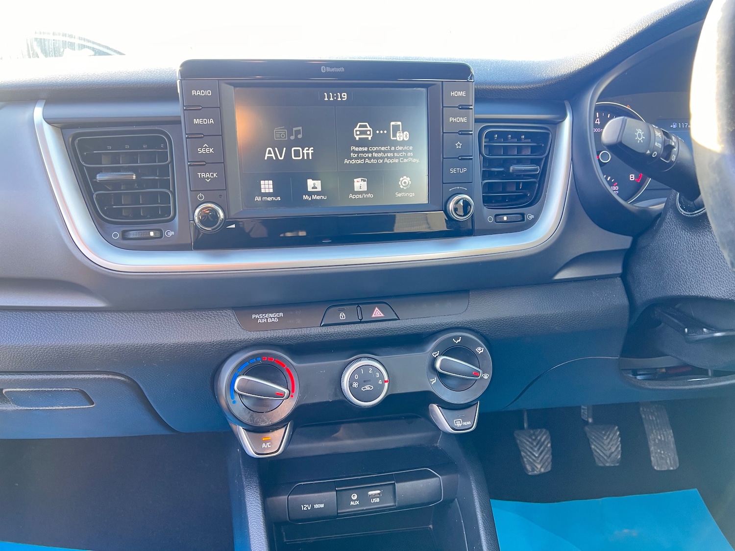 Used Kia Stonic 2019 for sale - 76697869: Photo 17