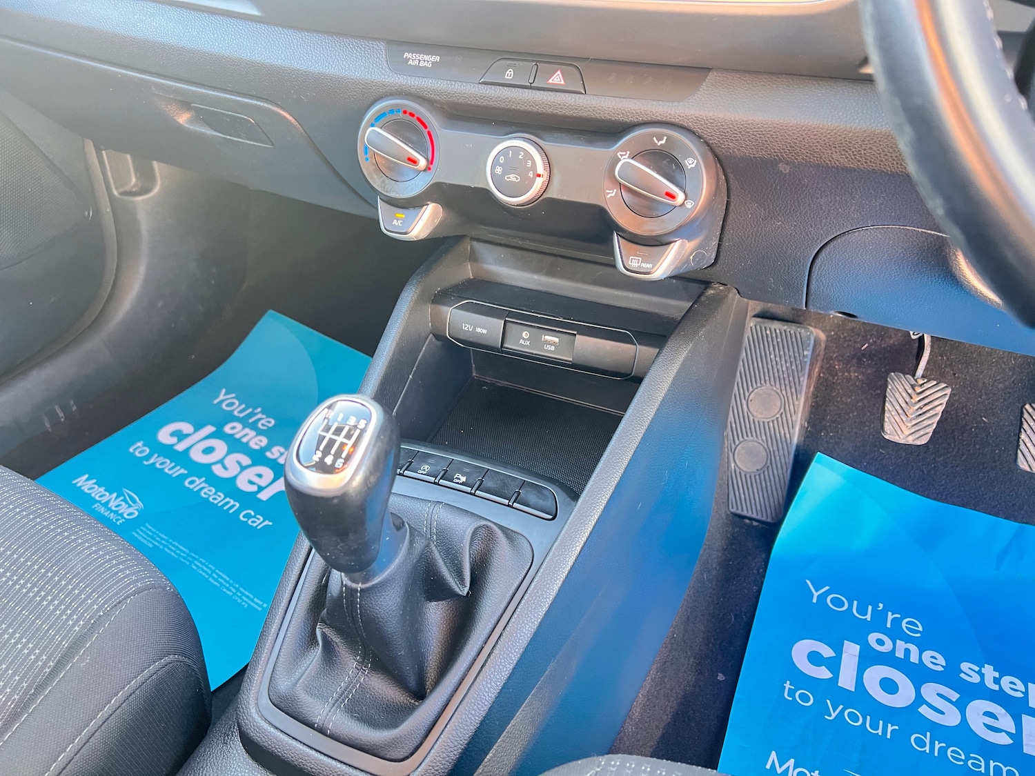 Used Kia Stonic 2019 for sale - 76697869: Photo 19