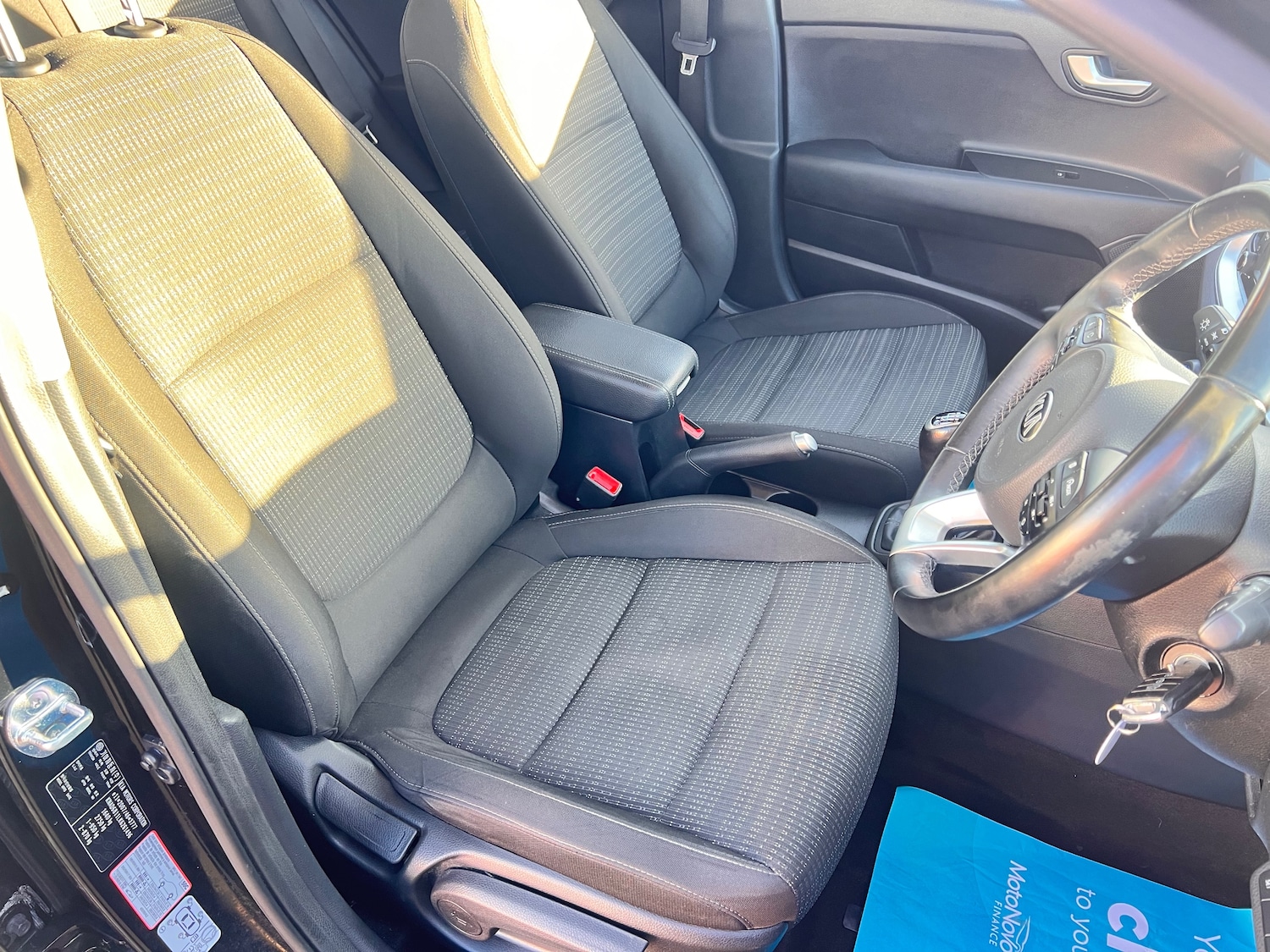 Used Kia Stonic 2019 for sale - 76697869: Photo 25