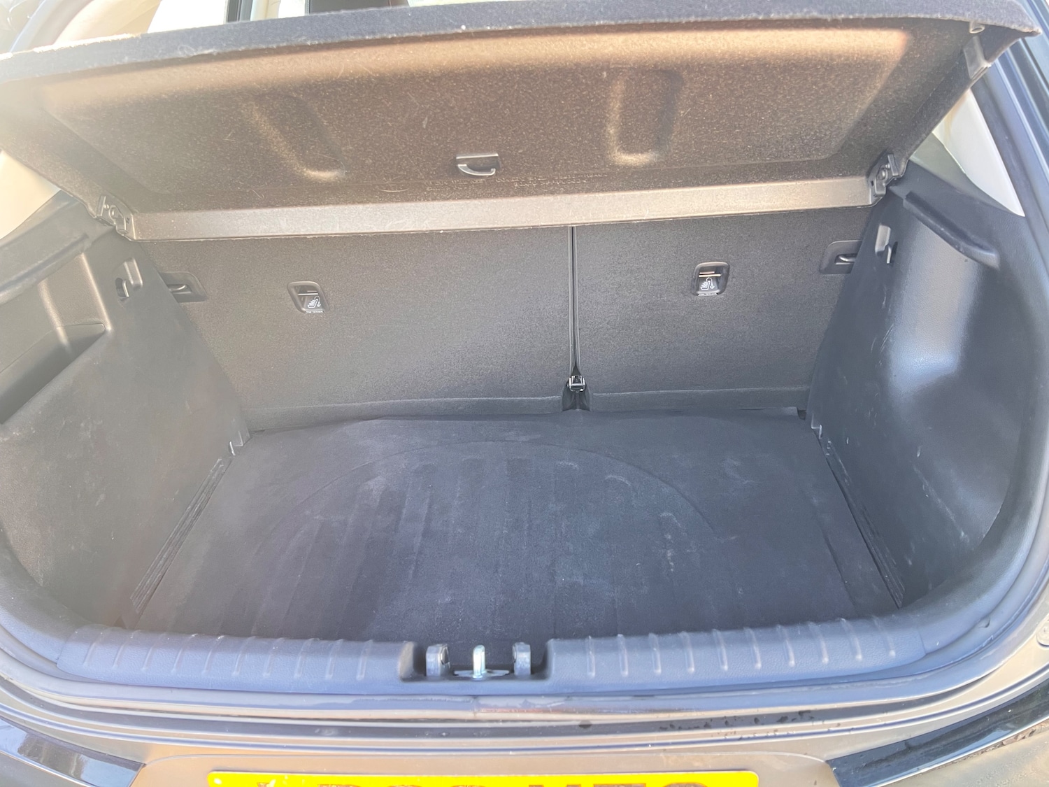 Used Kia Stonic 2019 for sale - 76697869: Photo 28