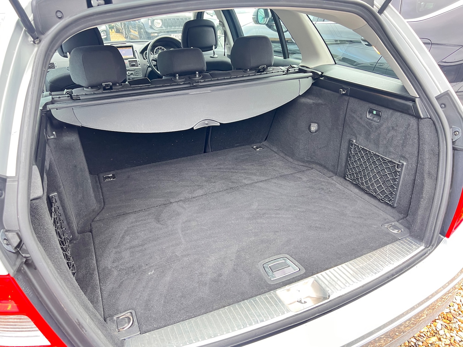 Used Mercedes-Benz C Class 2011 for sale - 77211693: Photo 27