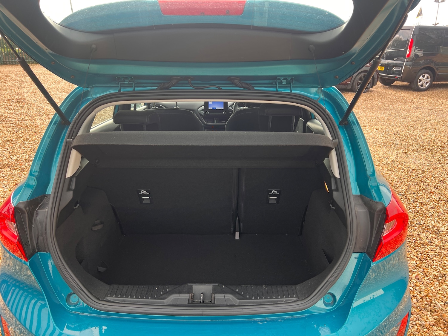 Used Ford Fiesta 2018 for sale - 76404852: Photo 10