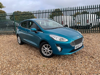 Used Ford Fiesta 2018 for sale - 76404852: Photo