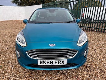 Used Ford Fiesta 2018 for sale - 76404852: Photo