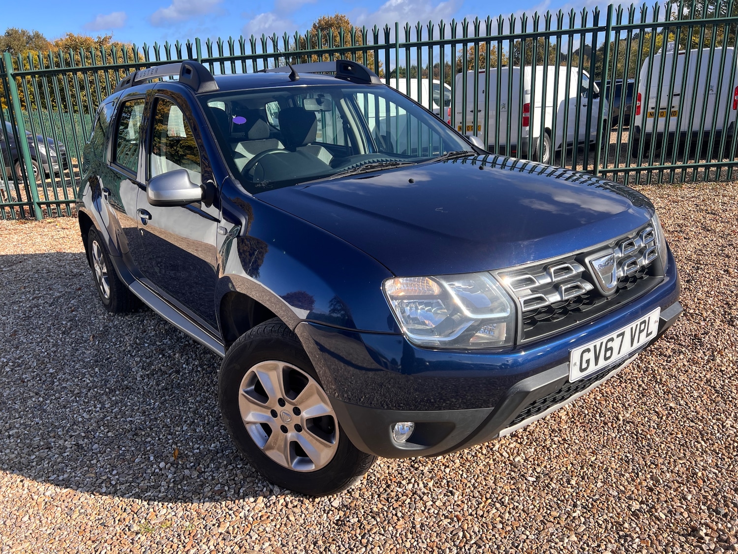 Used Dacia Duster 2017 for sale - 76404880: Photo 2