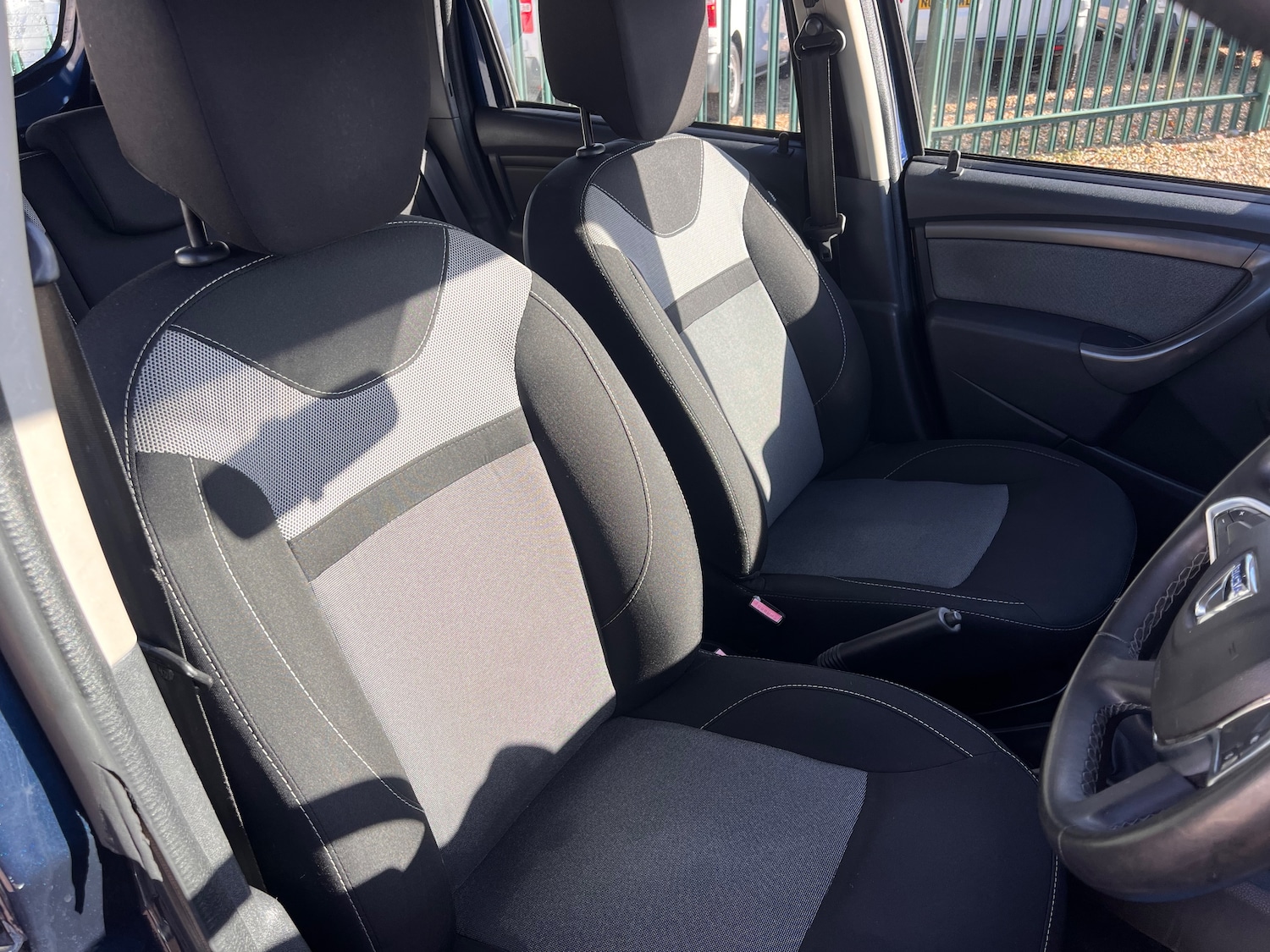 Used Dacia Duster 2017 for sale - 76404880: Photo 21