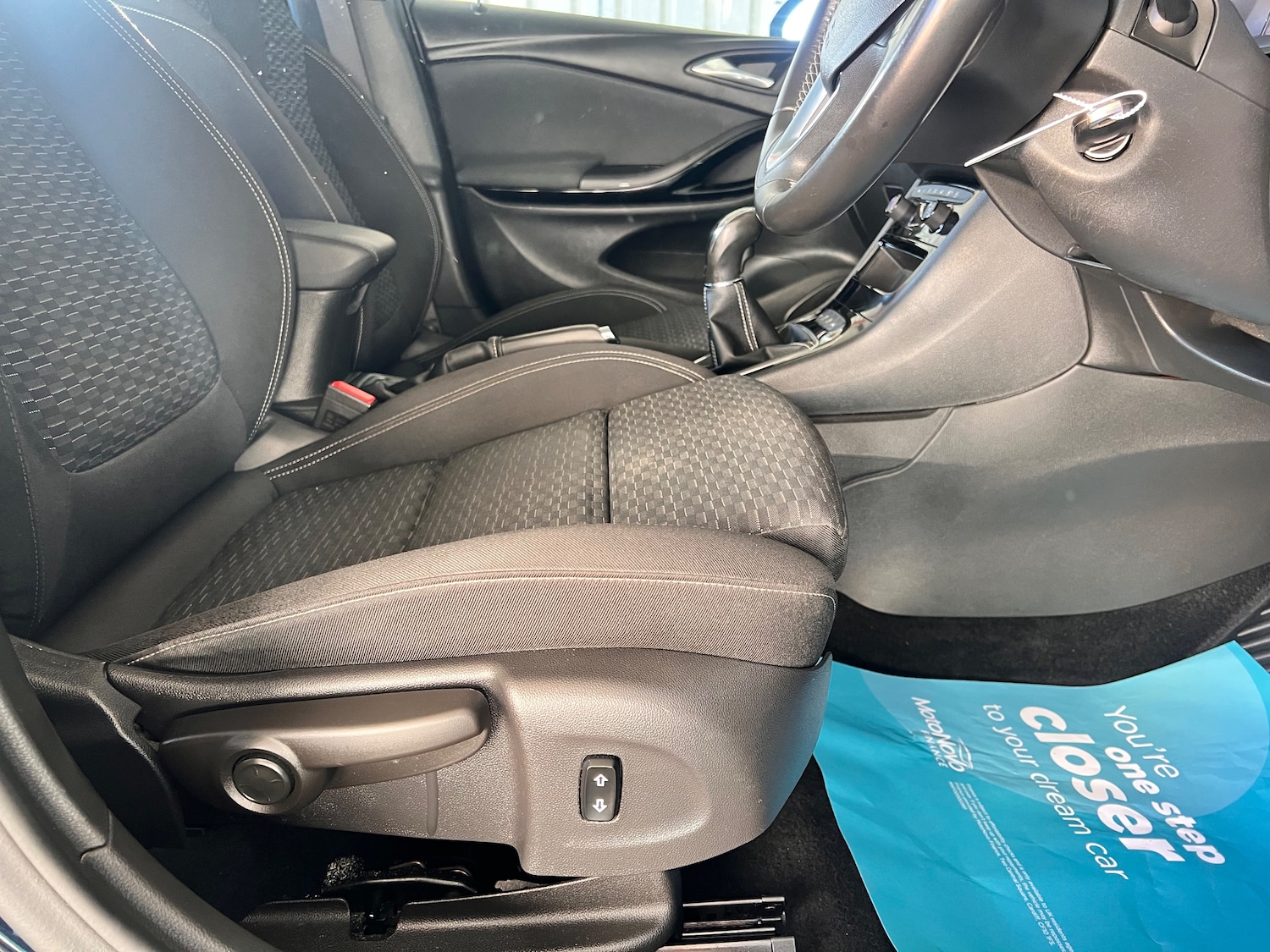 Used Vauxhall Astra 2018 for sale - 77056247: Photo 19