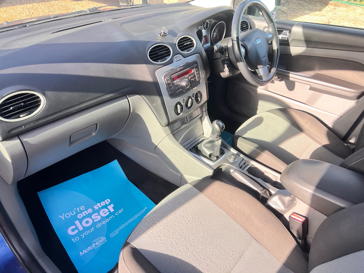 Used Ford Focus 2010 for sale - 77462931: Photo 25