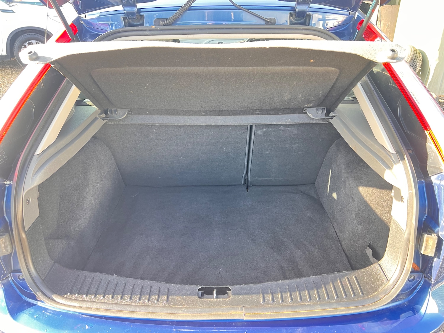 Used Ford Focus 2010 for sale - 77462931: Photo 28