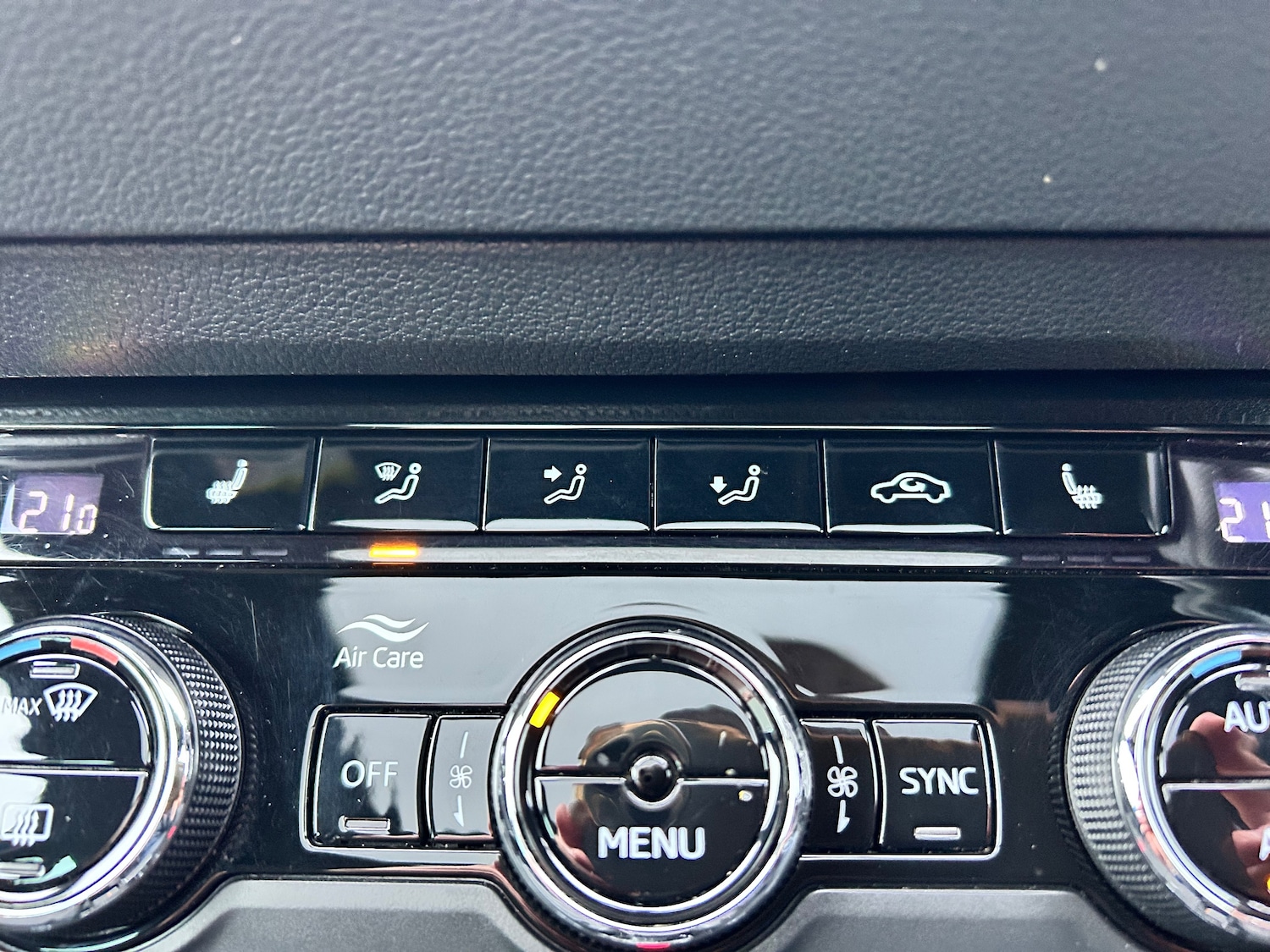 Used Skoda Karoq 2020 for sale - 76706683: Photo 21